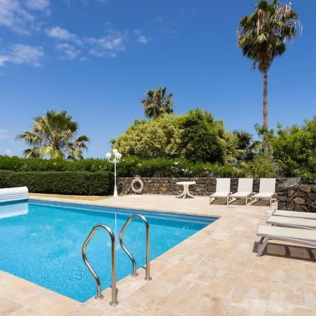 Home2book Casa Magallanes Santa Ursula, Pool & Bbq Апартаменты *